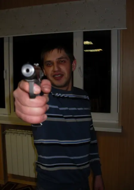 Я Иван, 38, знакомлюсь для дружбы в Нижневартовске