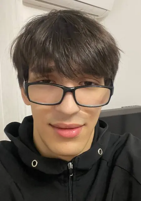 Хабиб из Ростова-на-Дону, мне 19, познакомлюсь без обязательств