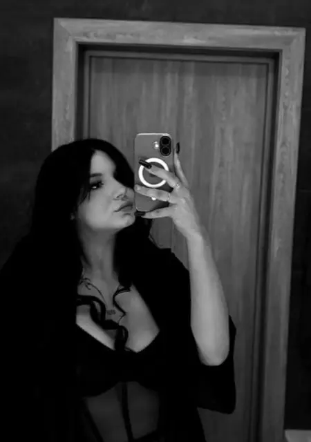 Я Виктория, 18, знакомлюсь для совместных путешествий в Нижнем Новгороде