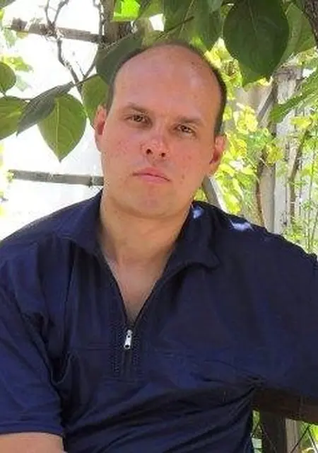 Я Михаил, 45, знакомлюсь для постоянных отношений в Ташкенте