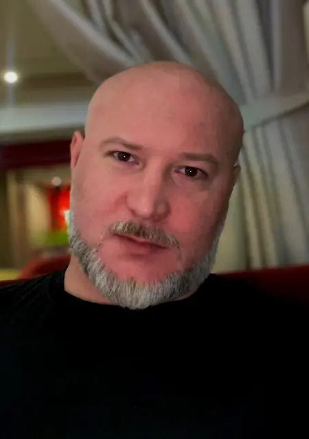 Я Вито, 43, из Москвы, ищу знакомства без обязательств