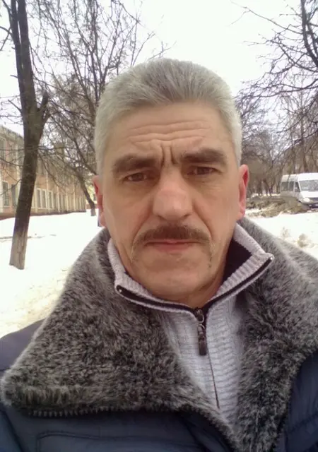 Я Алексей, 61, из Тулы, ищу знакомства без обязательств