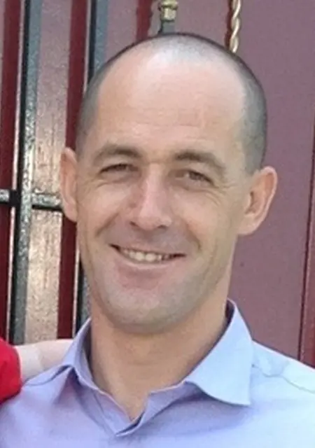 Я Ильяс, 44, из Грозного, ищу знакомства на одну ночь