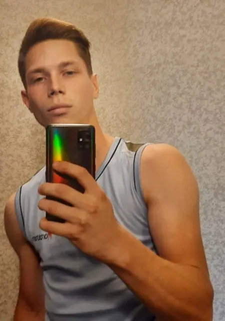 Дмитрий из Воронежа, ищу на сайте постоянные отношения