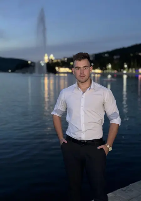 Артем из Балашова, мне 30, познакомлюсь для дружбы