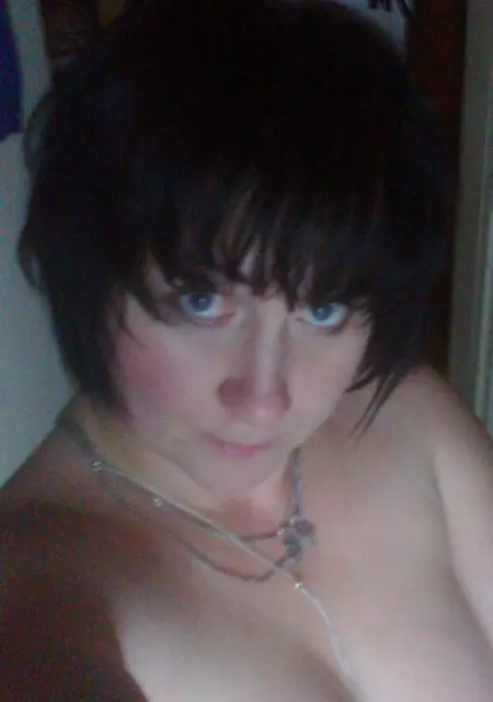 Виктория из Сыктывкара, ищу на сайте знакомства на одну ночь