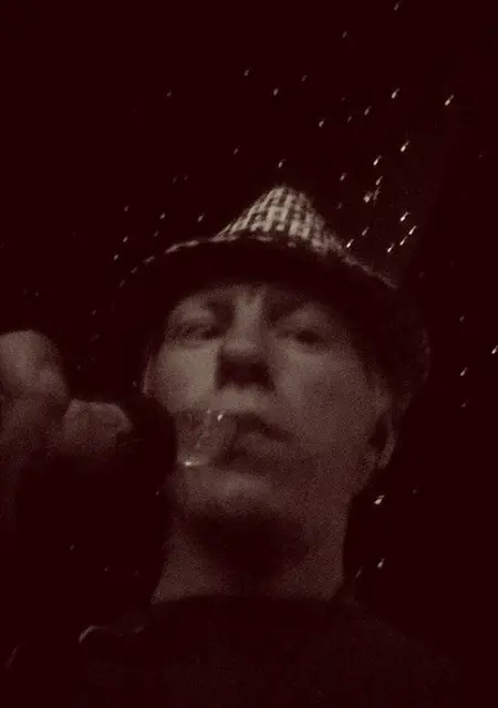 Сергей из Судака, ищу на сайте знакомства на одну ночь