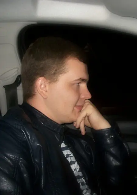 Владислав из Малоярославца, мне 34, познакомлюсь на одну ночь