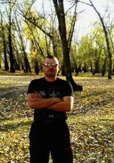 Я Алексей, 45, из Новоаннинского, ищу знакомство для постоянных отношений
