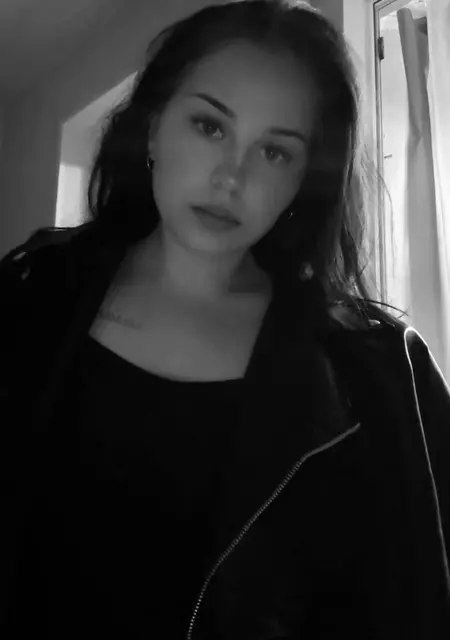 Я Анастасия, 22, знакомлюсь на одну ночь в Москве