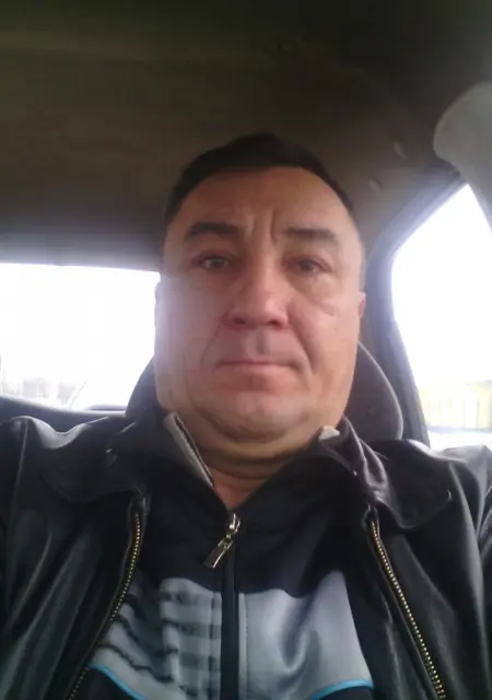 Я Сергей, 53, из Великого Новгорода, ищу знакомства без обязательств