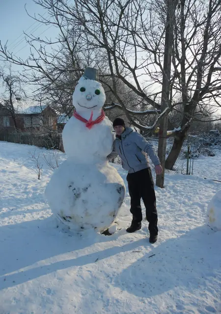 Я Андрей, 39, из Дзержинского, ищу знакомства без обязательств