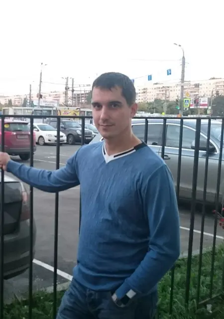 Я Андрей, 39, из Оленегорска, ищу знакомства без обязательств