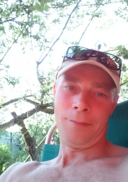 Сергей из Можайска, мне 44, познакомлюсь на одну ночь