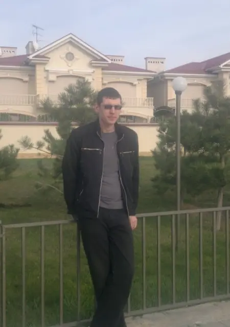 Я Егор, 37, знакомлюсь без обязательств в Анапе