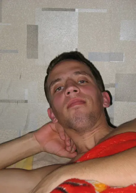 Вова из Таганрога, ищу на сайте знакомства на одну ночь