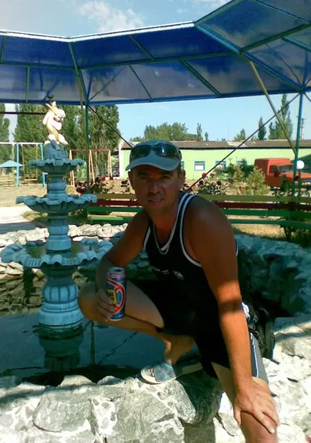 Я Garrik, 48, знакомлюсь без обязательств в Геническе