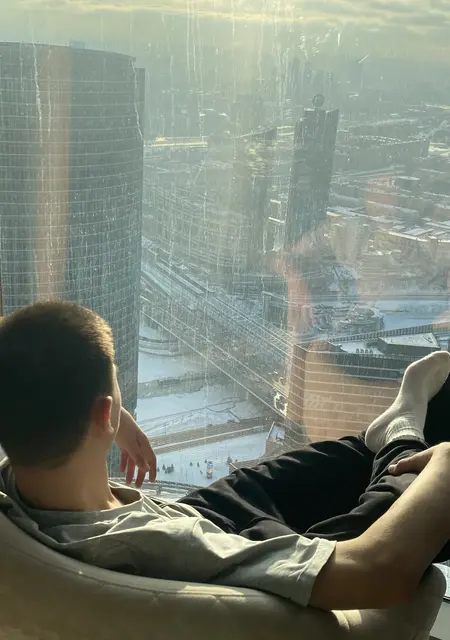 Dany из Уссурийска, мне 19, познакомлюсь на одну ночь