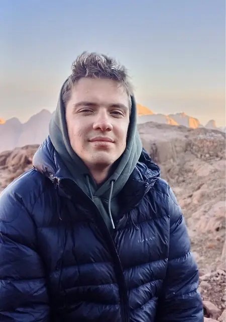 Я Александр, 23, знакомлюсь для постоянных отношений в Тольятти