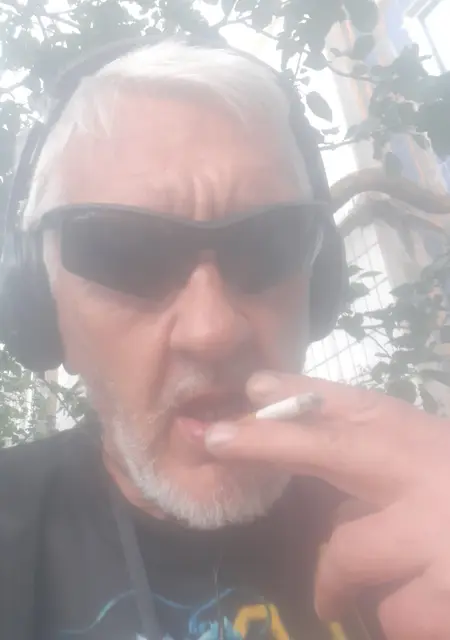 Макс из Владимира, ищу на сайте знакомства на одну ночь