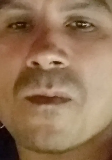 Константин из Геленджика, мне 46, познакомлюсь для дружбы