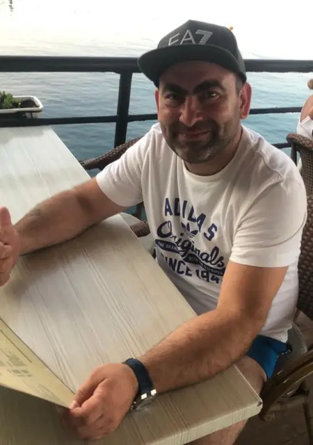 Эльмир из Иванова, мне 40, познакомлюсь на одну ночь