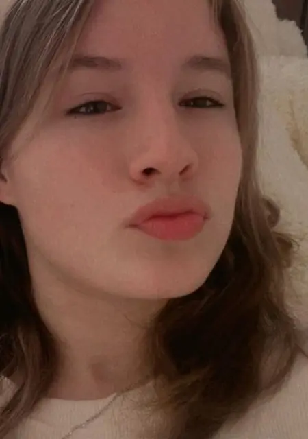 Я Яна, 18, знакомлюсь для постоянных отношений в Хабаровске