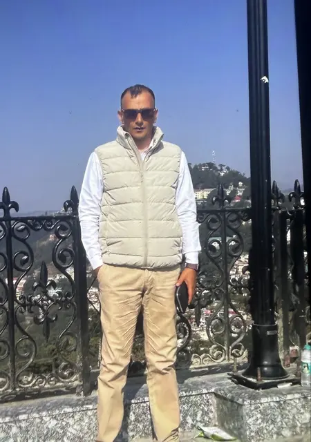 Harish из Екатеринбурга, ищу на сайте знакомства без обязательств
