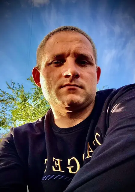 Я Денис, 36, знакомлюсь без обязательств в Люберцах