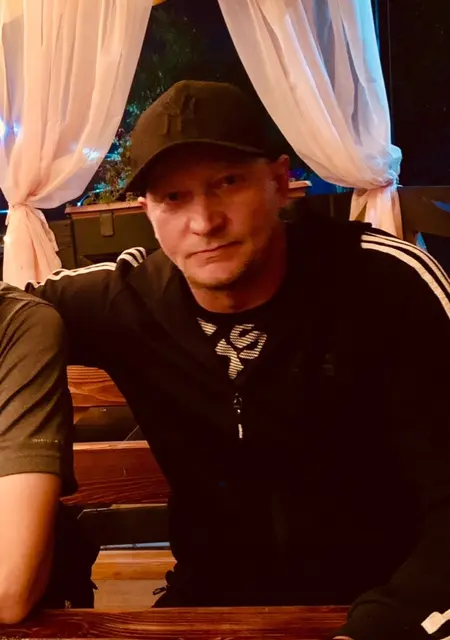 Я Александр, 39, из Читы, ищу знакомство для постоянных отношений