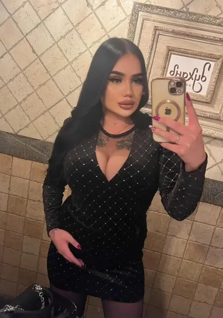 Я Olesya, 25, из Санкт-Петербурга, ищу знакомство для приятного времяпровождения