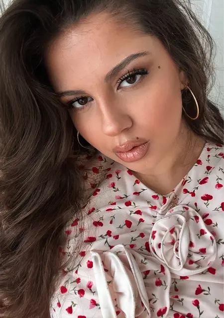 Я Николь, 21, знакомлюсь для совместных путешествий в Москве