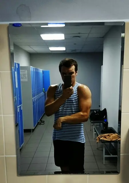 Павел из Тулы, мне 30, познакомлюсь на одну ночь