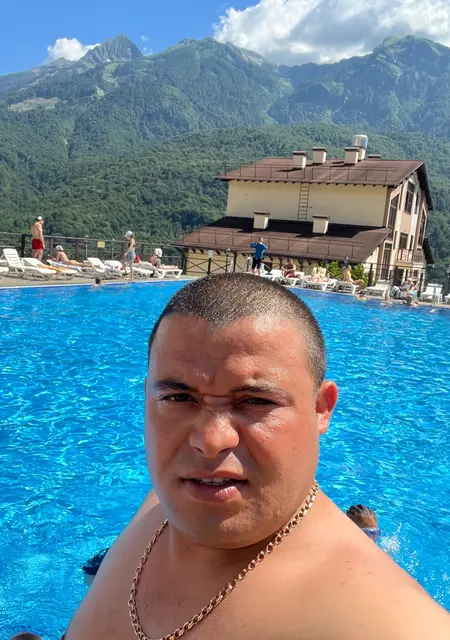 Я Руслан, 33, знакомлюсь на одну ночь в Краснодаре