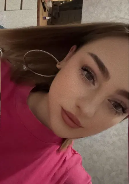 Ангелина из Твери, мне 21, познакомлюсь для приятного времяпровождения