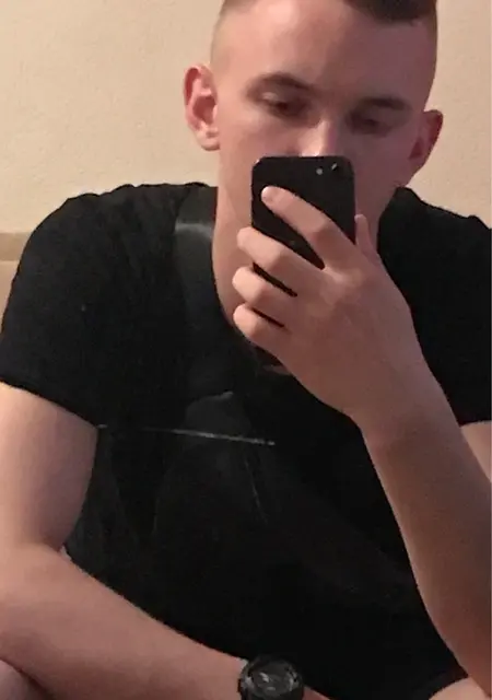 Денис из Каспийска, ищу на сайте знакомства на одну ночь