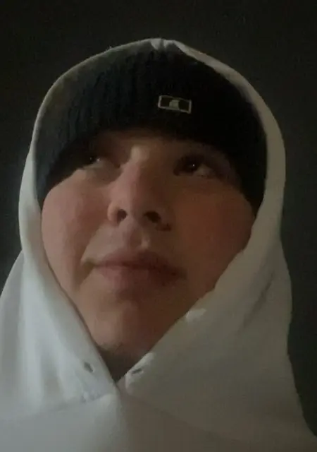 Я Alan, 20, из Ардона, ищу знакомство для открытые отношения