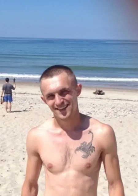 Serega из Курильска, мне 33, познакомлюсь для общения