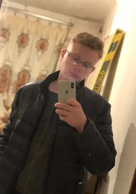 Александр из Кропоткина, ищу на сайте знакомства без обязательств