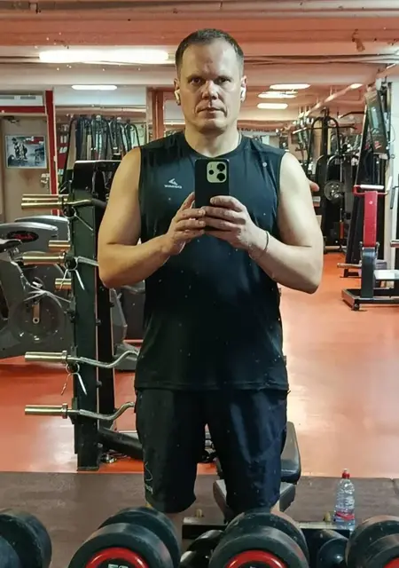 Я Сергей, 40, знакомлюсь для открытые отношения в Туле