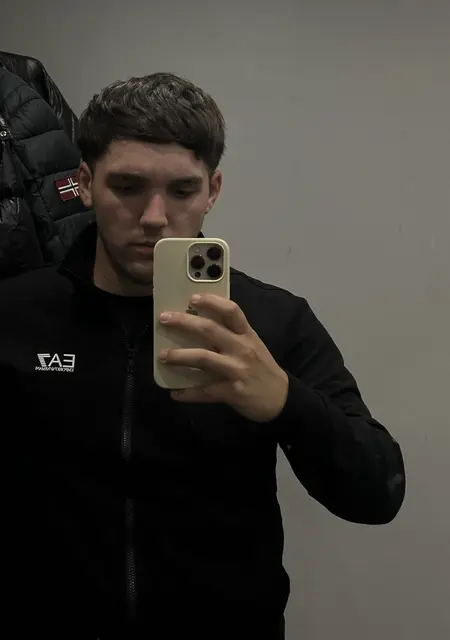 Константин из Нижнего Новгорода, мне 34, познакомлюсь без обязательств