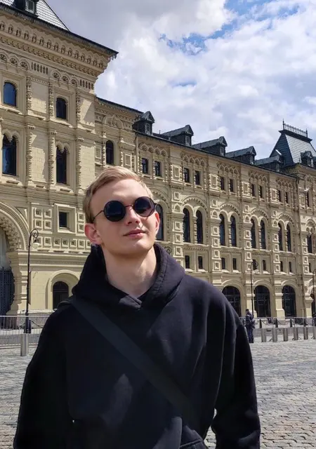 Я Александр, 21, знакомлюсь для открытые отношения в Нижнем Новгороде