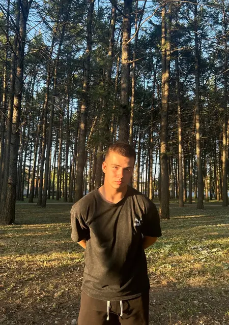 Я Мстислав, 19, знакомлюсь для постоянных отношений в Туле