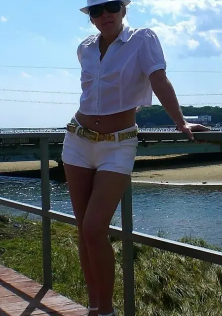 Я Наташа, 43, из Владивостока, ищу знакомства без обязательств