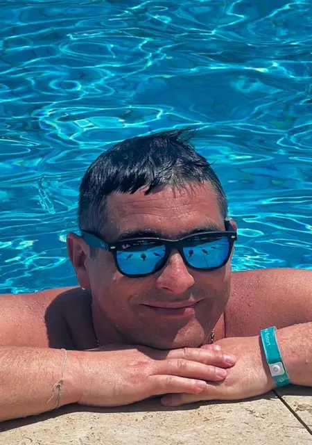 Я Алексей, 38, из Ломоносова, ищу знакомства без обязательств