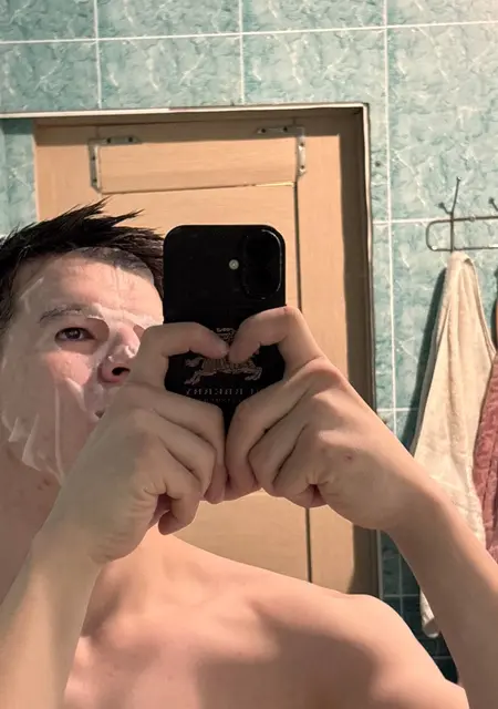 Рустам из Сургута, мне 21, познакомлюсь для приятного времяпровождения