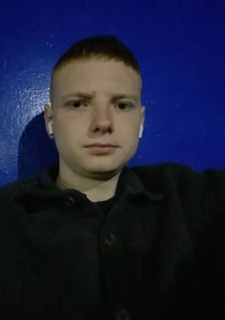 Данил из Спасска-Дальнего, мне 20, познакомлюсь для вирта