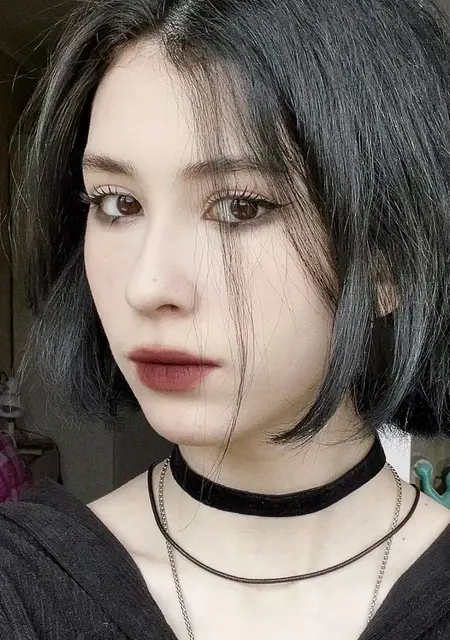 Диана из Тольятти, мне 18, познакомлюсь для общения