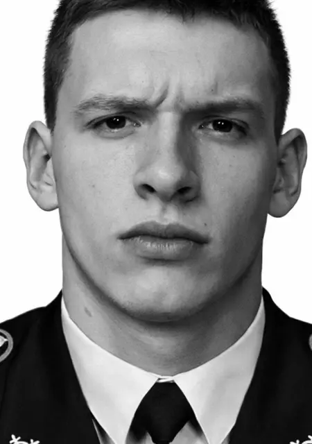 Игорь из Санкт-Петербурга, мне 19, познакомлюсь для постоянных отношений