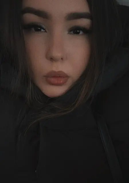 Валерия из Воронежа, ищу на сайте общение